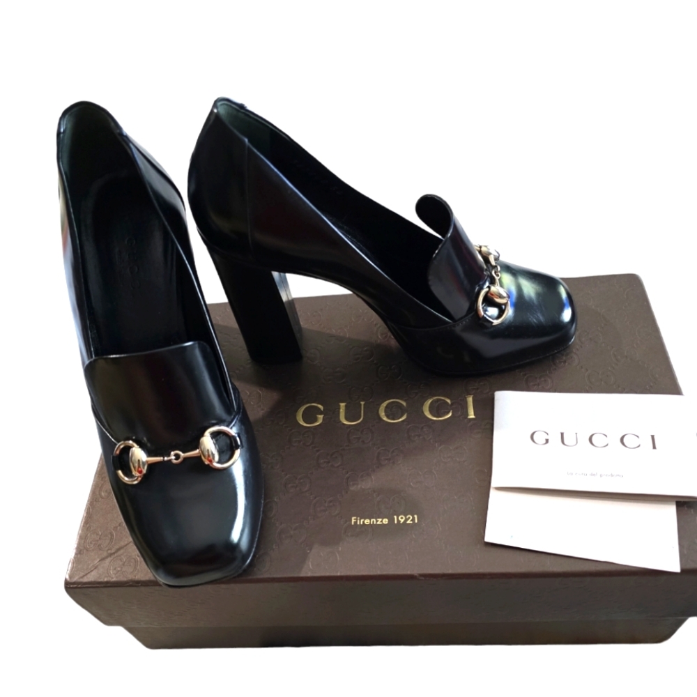 Authentic Gucci Horsebit Loafers Size 34